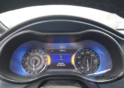 2015 Chrysler 200 S из США, поврежденный, VIN 1C3CCCDG7FN648710